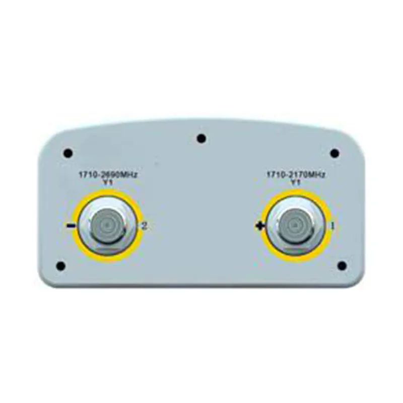 1710–2690MHz 13.5dBi 定向板状天线